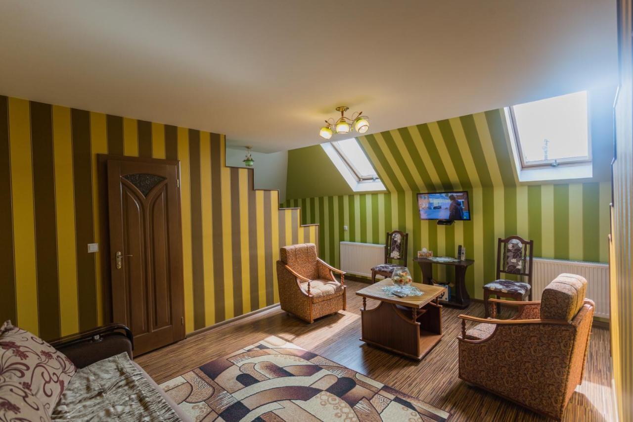 Sunrise Boutique Hotel Berehove  Exterior photo